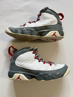 Air Jordan 9 Retro Cool Grey Fire Red GS 6.5Y/Women’s 8 White Gray Basketball